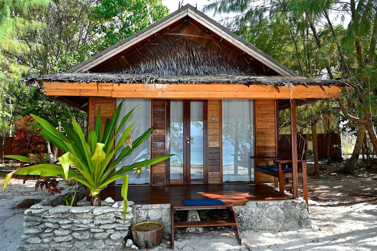 Agusta Eco Resort Pulau Mansuar 외부 사진